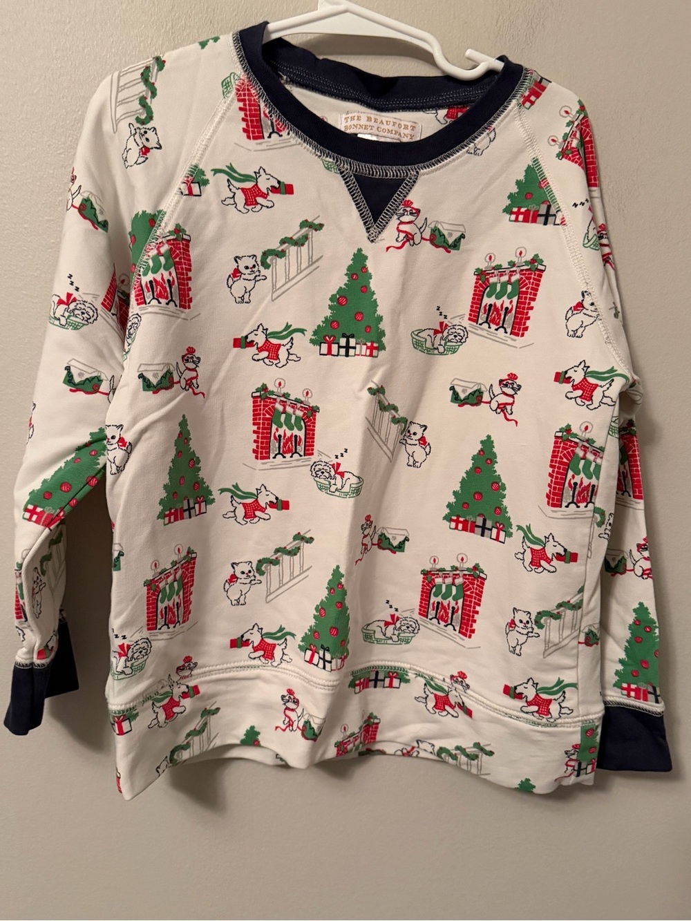 The Beaufort Bonnet Company White Holiday Dog Print Crewneck